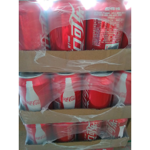 可口可乐(cocacola)汽水 330ml*24听装 箱装饮料(新老包装随机发货)