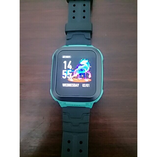 小天才z2松绿 儿童电话手表游泳级防水 360度安全防护防水 学生定位