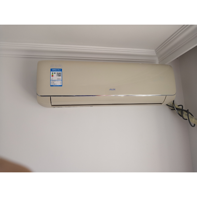 奥克斯aux1匹变频kfr26gwbptyc111级能效静音智能冷暖挂壁式家用空调