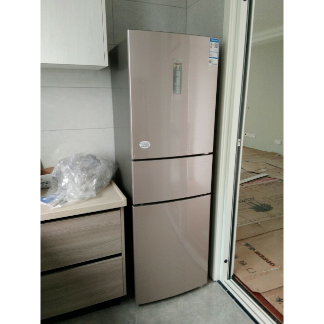 海尔(haier)bcd-220wdvl 220升三门无霜冰箱 静谧金外观 风冷无霜 中