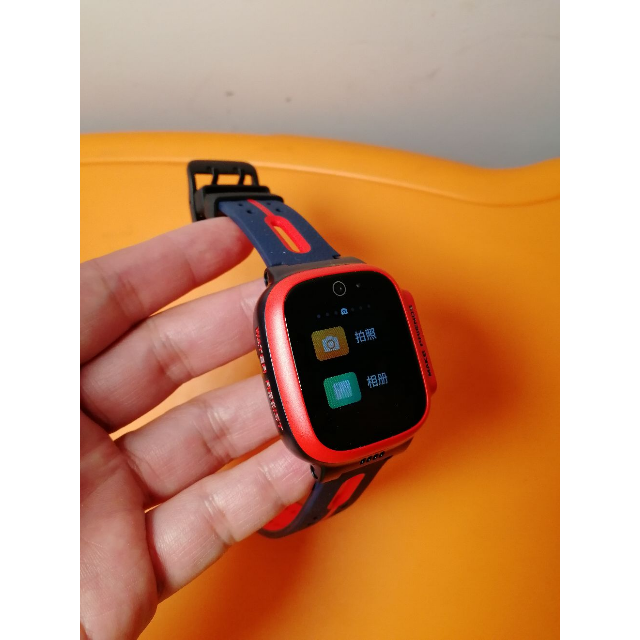 小天才电话手表z1s海棠红 高清视频通话 游泳防水 gps定位 智能手表