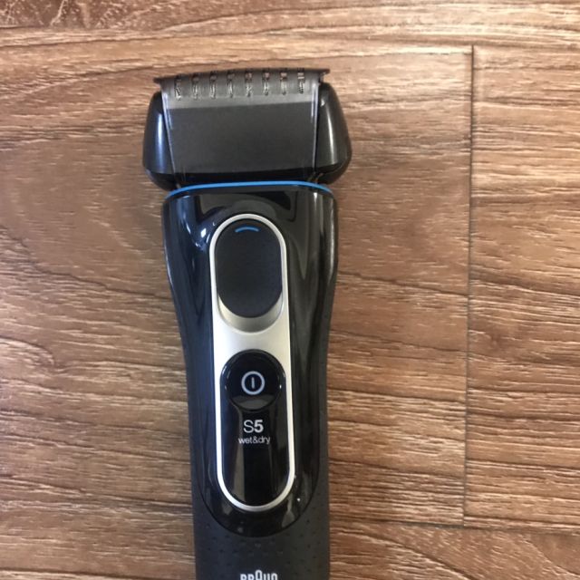 灵动贴面博朗braun5147s5系电动剃须刀三刀头往复式全身水洗充电式