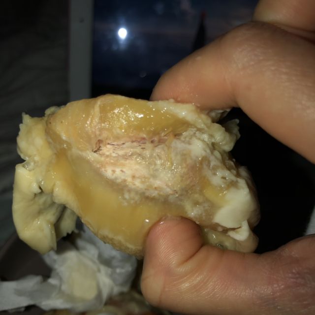 > 阿榴哥 泰国金枕头冷冻榴莲肉 300g*1盒装商品评价 > 经常在这里买