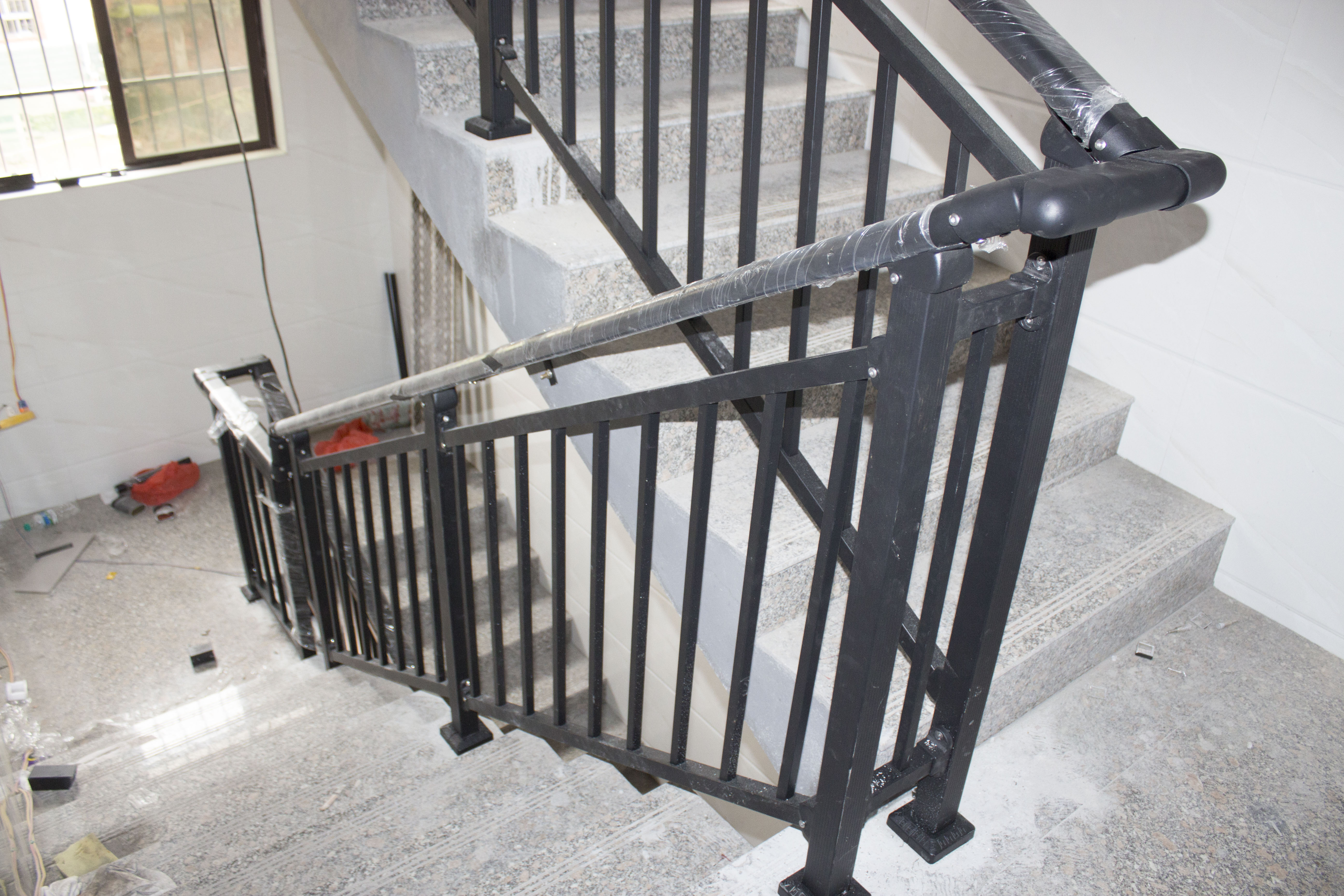 汇尊楼梯扶手常规款铝合金材质 简约现代室内外复式楼护栏栏杆定制