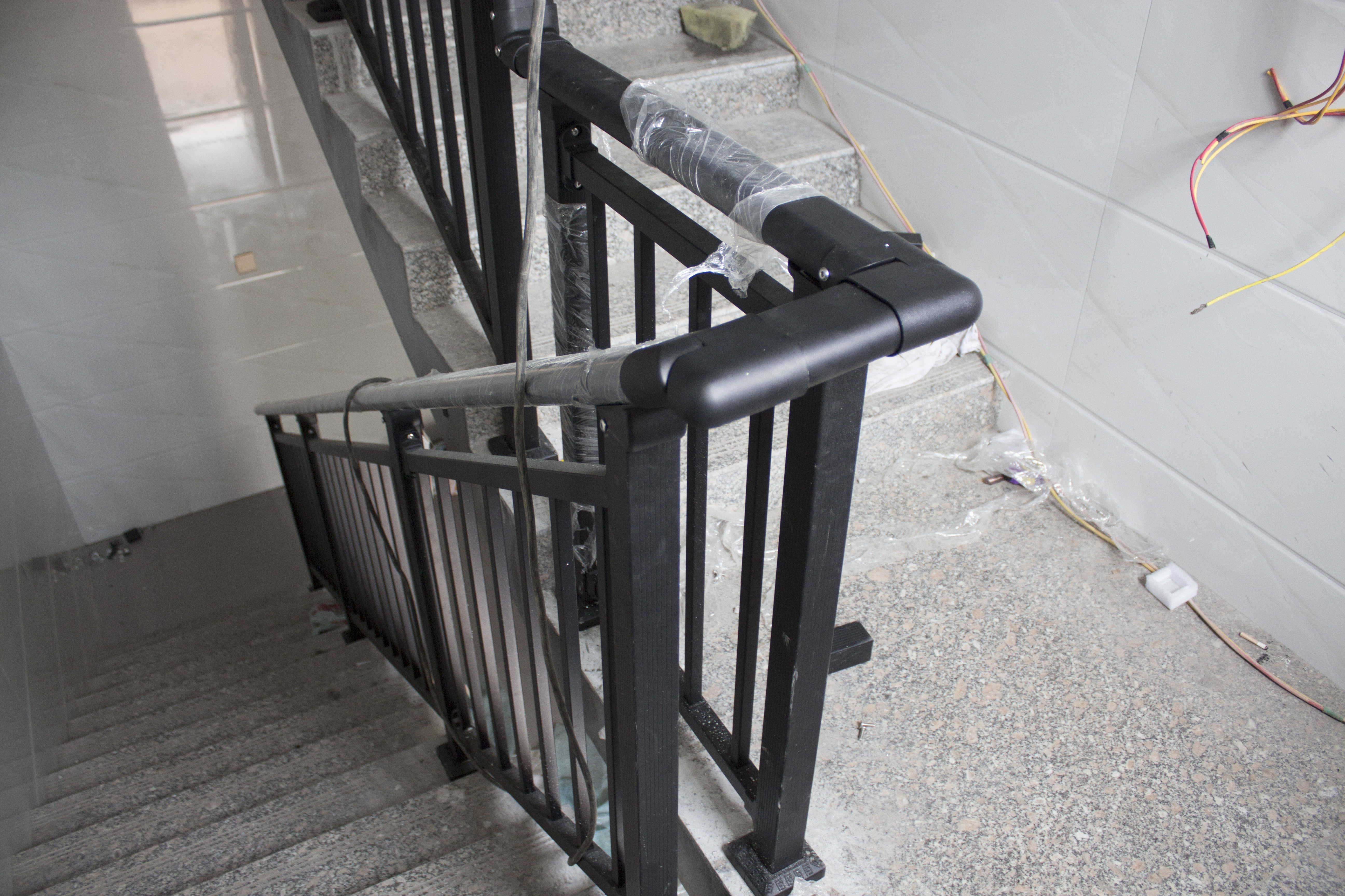 汇尊楼梯扶手常规款铝合金材质 简约现代室内外复式楼护栏栏杆定制