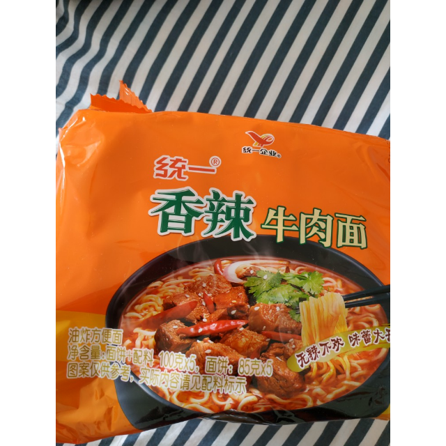 统一香辣牛肉面袋装图片