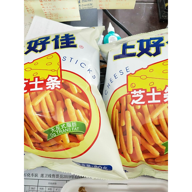 上好佳芝士條膨化食品80g