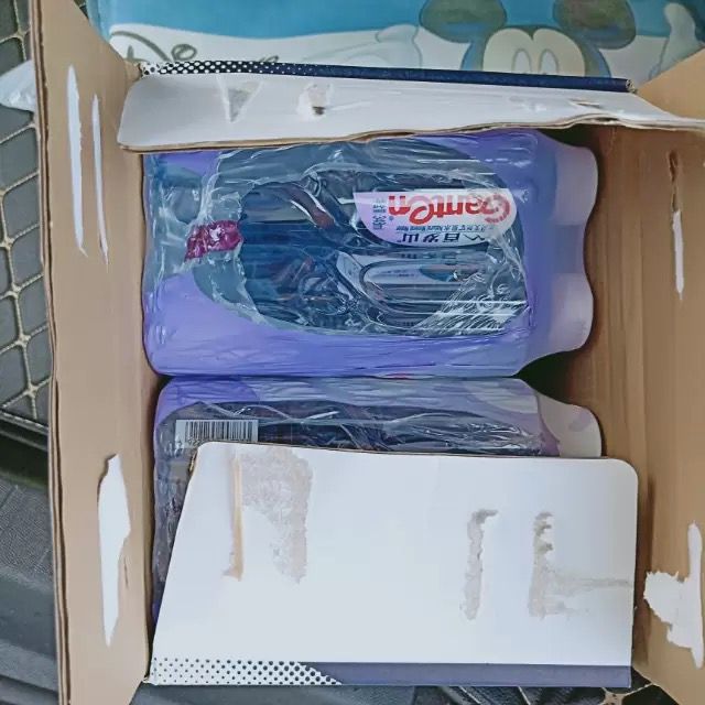 百岁山饮用天然矿泉水348ml46瓶箱装水饮料新老包装交替发货