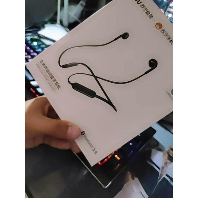 苏宁极物立体声运动蓝牙耳机跑步无线挂脖式防水