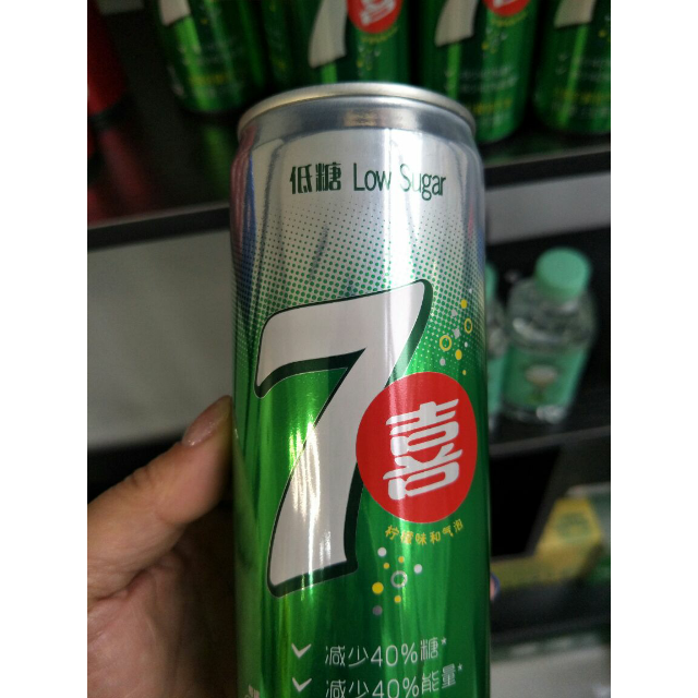 7喜低糖柠檬味汽水细长罐330ml24罐七喜新老包装纸箱塑膜随机发货