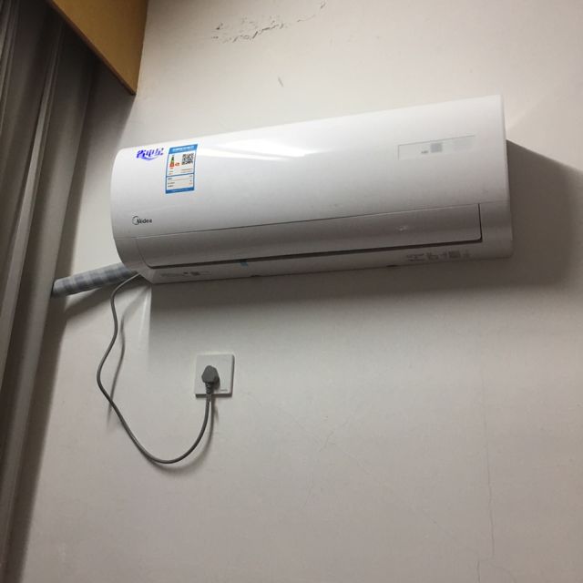 美的mideakf26gwydh400d3大一匹单冷定频定速挂壁式3级家用空调挂机