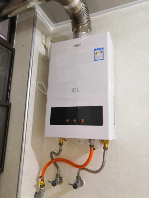 平衡式燃气热水器12升