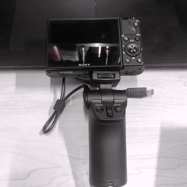 索尼(sony)dsc-rx100m5a 黑卡5a 数码相机1英寸大底 3英寸屏(蔡司镜头