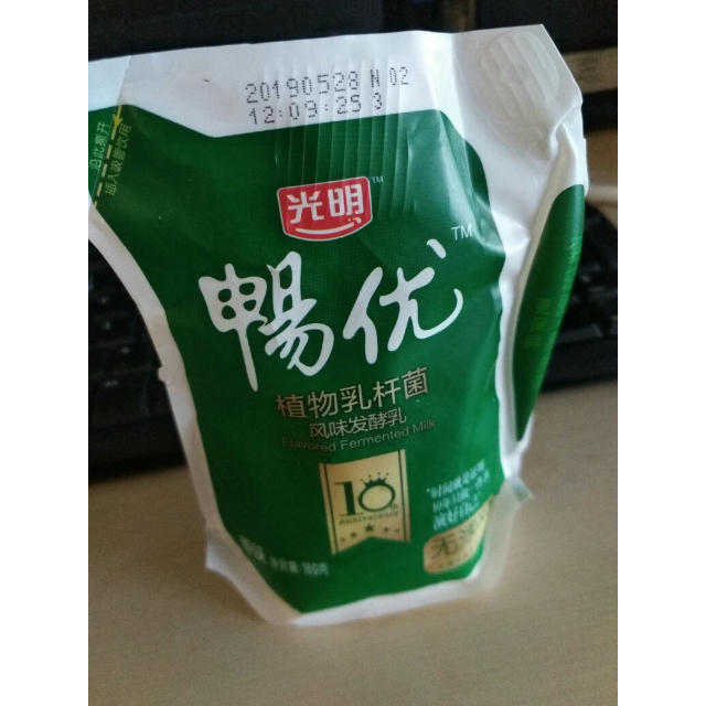光明轻巧包畅优酸奶180g