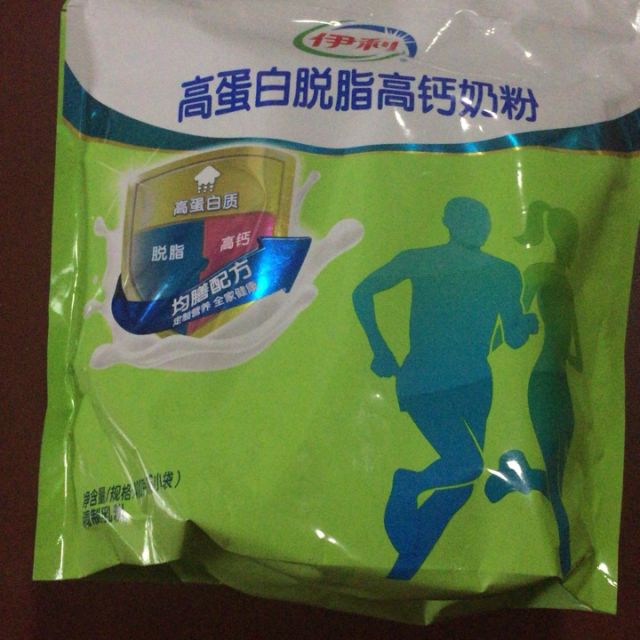 伊利高蛋白脱脂高钙奶粉400g袋装成人奶粉