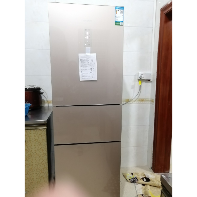 容声冰箱bcd271wkr2npga三门三开门冰箱电脑控温实用三门冰箱