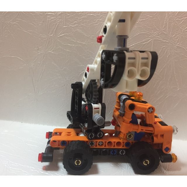 lego乐高 technic机械组系列 车载式吊车42088