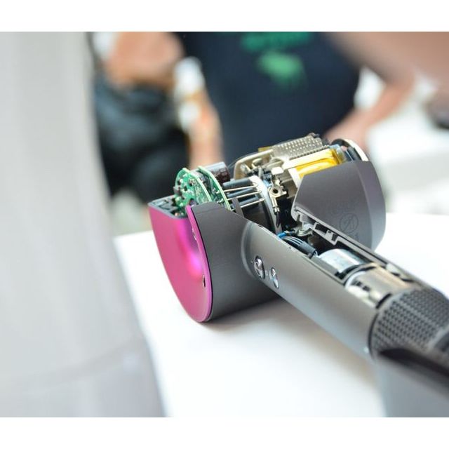 戴森dyson吹风机hd013档风力1600w功率手持平衡设计轻奢紫红恒温护发