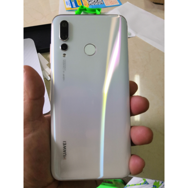 华为huaweinova4极点全面屏4800万超广角三摄8gb128gb贝母白移动联通