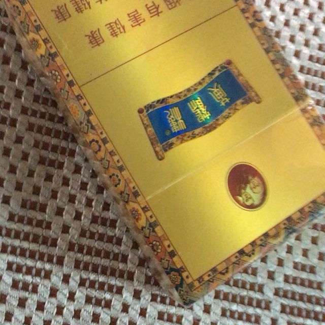 > 黄鹤楼(硬雪之景)商品评价 > 包装设计很新颖,很漂.