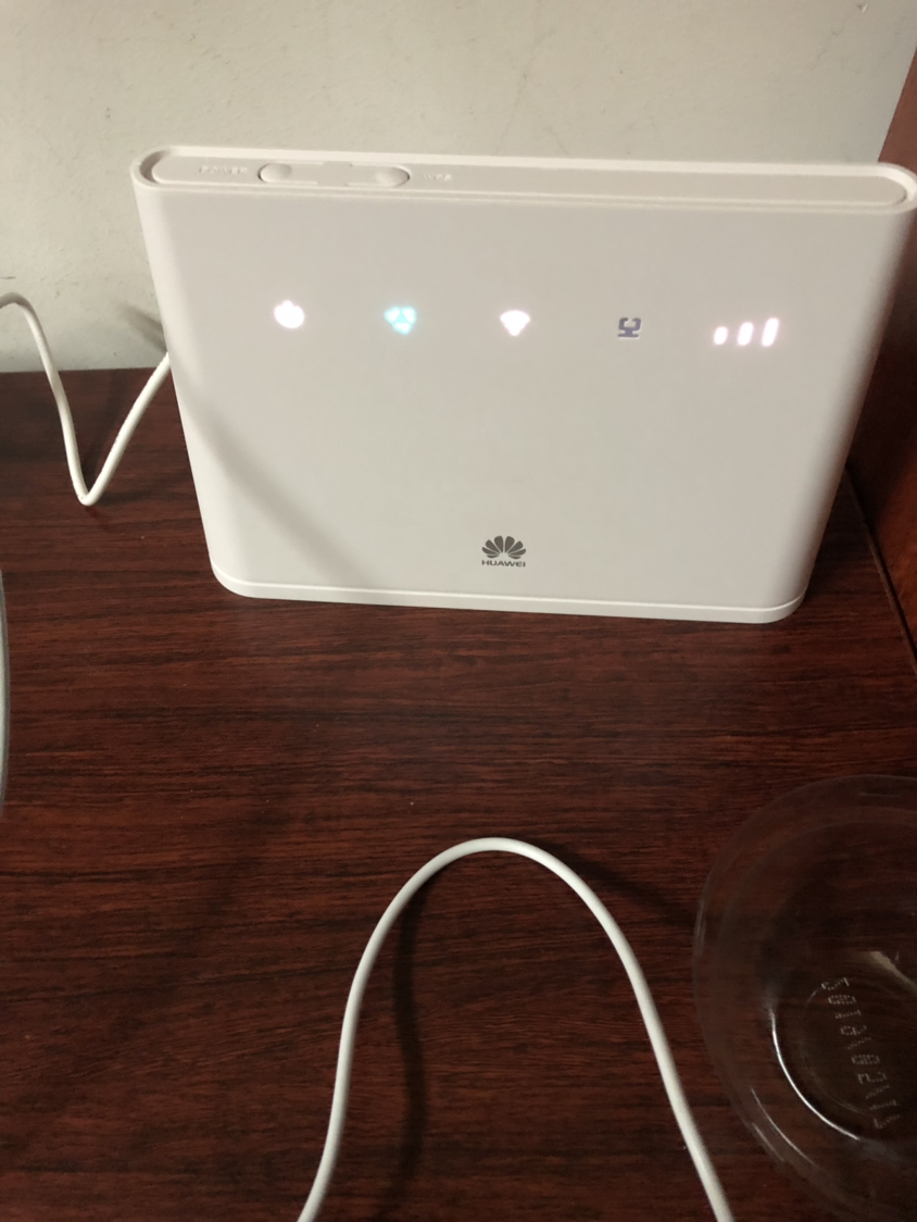 华为(huawei)4g路由2/插卡上网/4gmifi三网通/千兆网口cpe/车载wifi