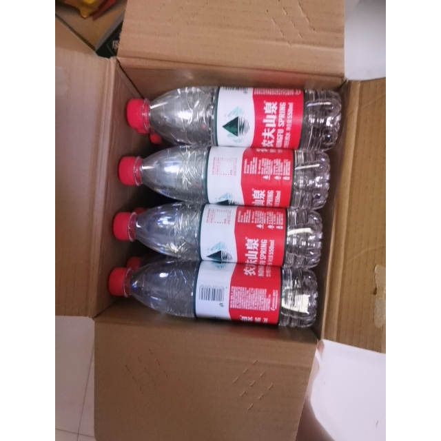 > 农夫山泉天然水550ml*24 箱装 饮用水商品评价 > 日期比较新鲜,物流