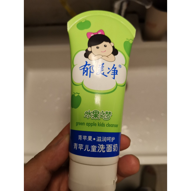 郁美净青苹儿儿童洗面奶80g