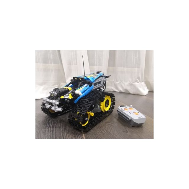 lego乐高technic机械组系列遥控特技赛车42095