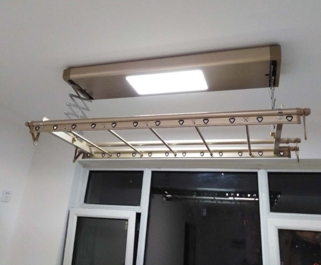 衣架 遥控升降晾衣杆 阳台自动晒衣架 led照明伸缩智能晾衣机【香槟色