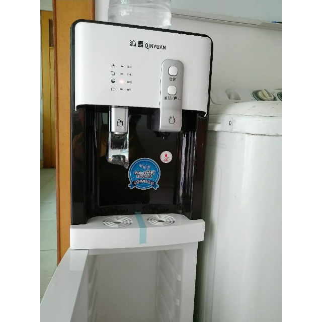> 沁园(qinyuan)立式柜式家用饮水机速热式yl9582w温热型饮水机商品