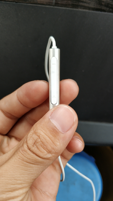 华为荣耀am116金属款耳机半入耳式线控适用于mate9/10/p10/p9/plus