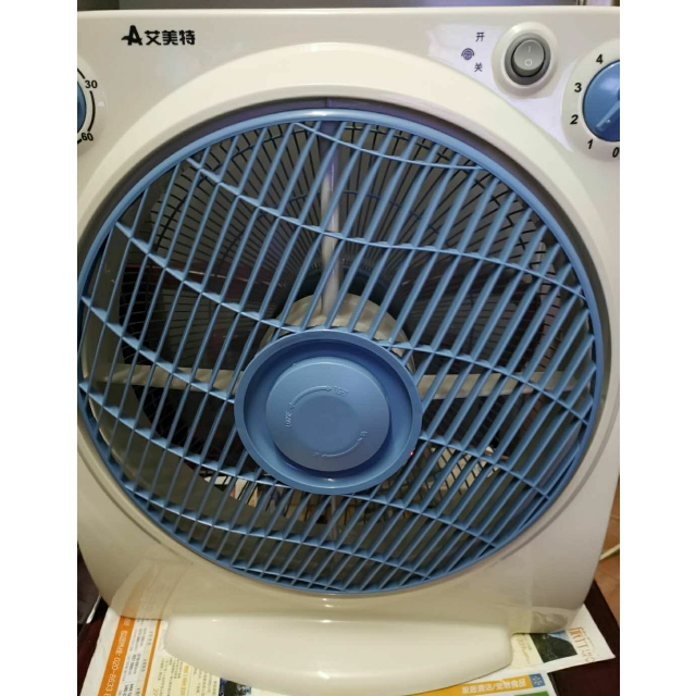 艾美特台式转页扇鸿运扇定时12吋倾倒断电家用办公室宿舍4档风量