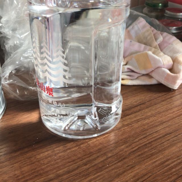 农夫山泉饮用天然水婴儿水母婴水1l12瓶低钠淡矿适合婴幼儿箱装