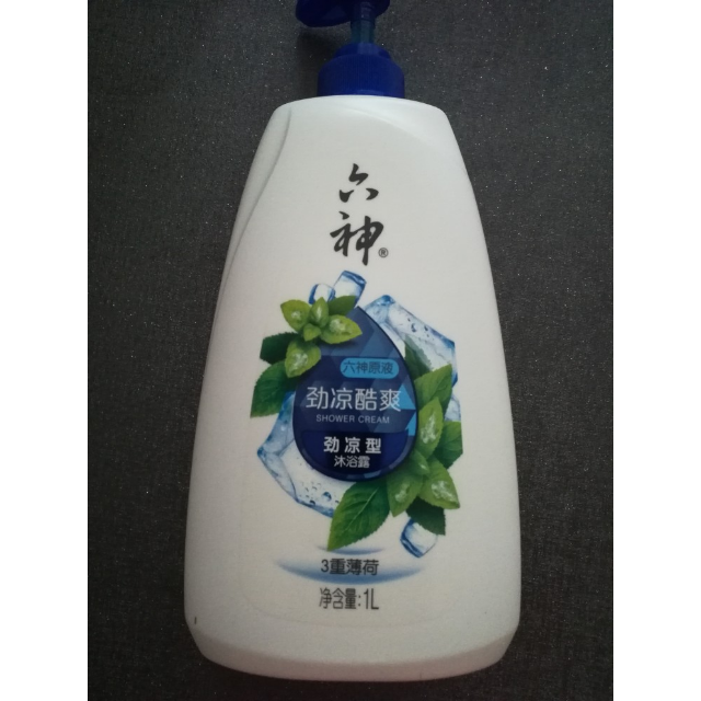 六神劲凉酷爽沐浴露1l男士女士沐浴乳液清新薄荷香保湿滋润劲凉提神