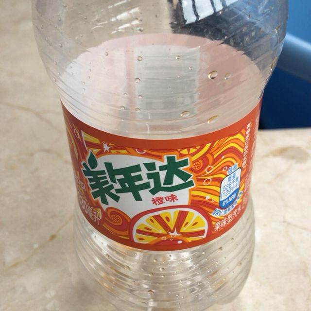 百事可樂美年達橙味汽水300ml12瓶塑包部分區域規格為330ml12新老包裝