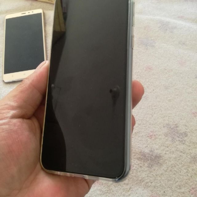 华为荣耀honor荣耀10青春版全网通版6gb128gb幻夜黑色全面屏移动联通