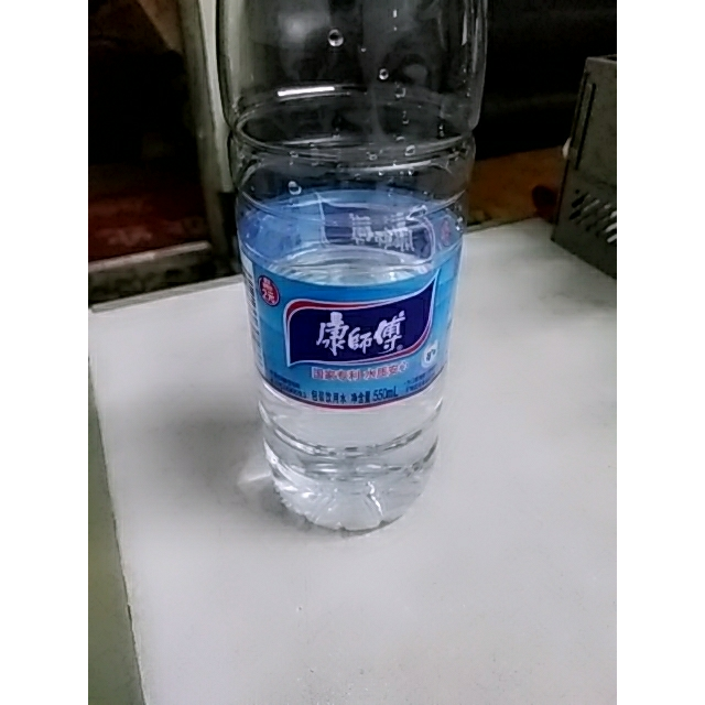 > 康师傅 包装饮用水550ml*12瓶 整包 效期至2020.8.