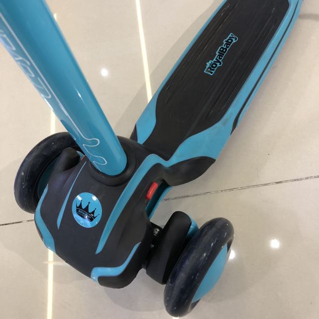 优贝儿童滑板车345岁儿童滑滑车男孩女孩溜溜车一键折叠发光轮