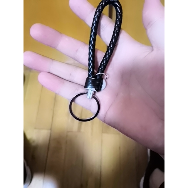 > 创意手工编织皮绳钥匙扣男女士汽车腰挂钥匙链金属钨钢狗年小商品