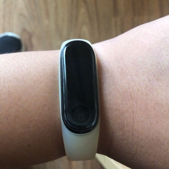 xiaomi小米手环4代nfc彩屏心率健康睡眠监测智能支付手环男女腕带防水