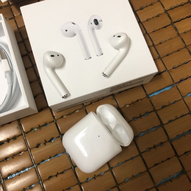 apple苹果新款airpods2代无线蓝牙耳机港版苹果配无线充电盒h1芯片