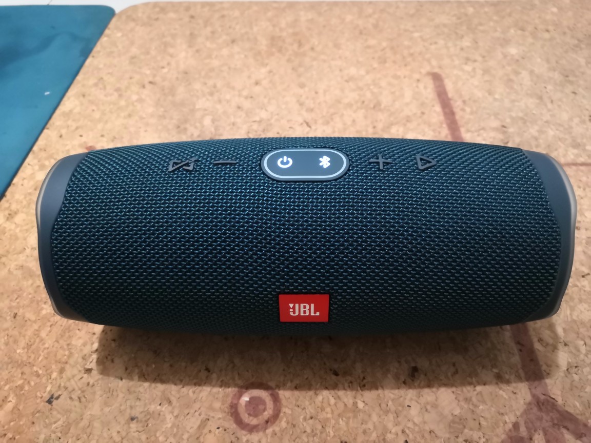 jbl charge4 无线蓝牙音箱 音乐冲击波4代 低音炮 防水设计 支持多台