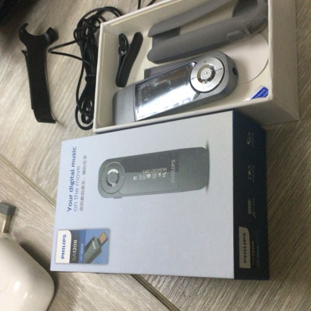 飞利浦(philips)sa1208mp3学生音乐播放器有屏歌词显示8g英语听力随身