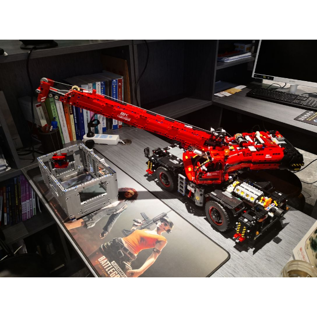 lego乐高technic机械组系列复杂地形起重机42082积木玩具