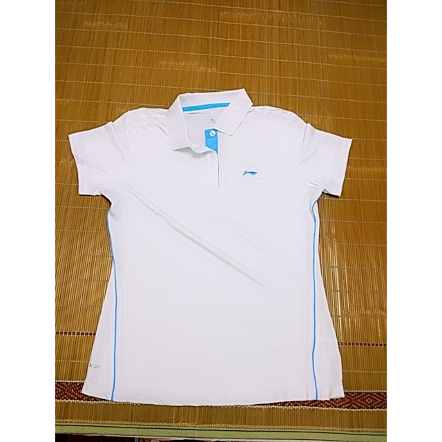 > 李宁运动t恤短袖女翻领polo女士运动衫商品评价 > 衣服很舒服,可惜