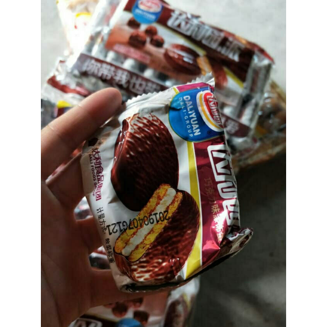 > 达利园 糕点 面包 零食 巧克力派600g(巧克力味)商品评价 > 货真价