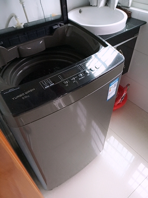 扎努西·伊莱克斯/zanussi zwt8011js 8公斤全自动家用节能波轮洗衣机