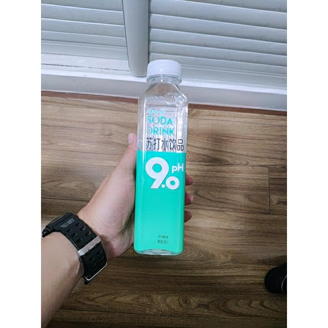 娃哈哈ph90苏打水500ml15瓶饮品柠檬味碱性整箱饮用水