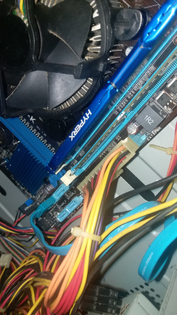 神条 fury系列 ddr3 1866 8gb台式机内存条(hx318c10f/8)蓝色晒单图
