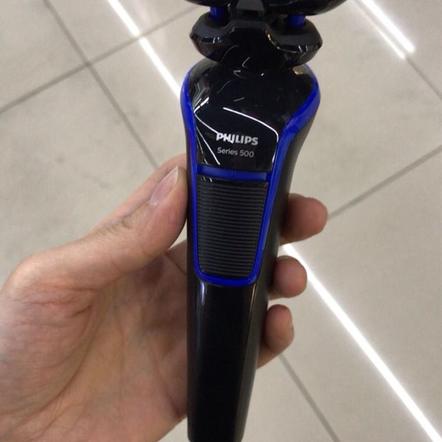 飞利浦philips电动剃须刀s528双刀头充电旋转式男士剃须刀顺翼贴面